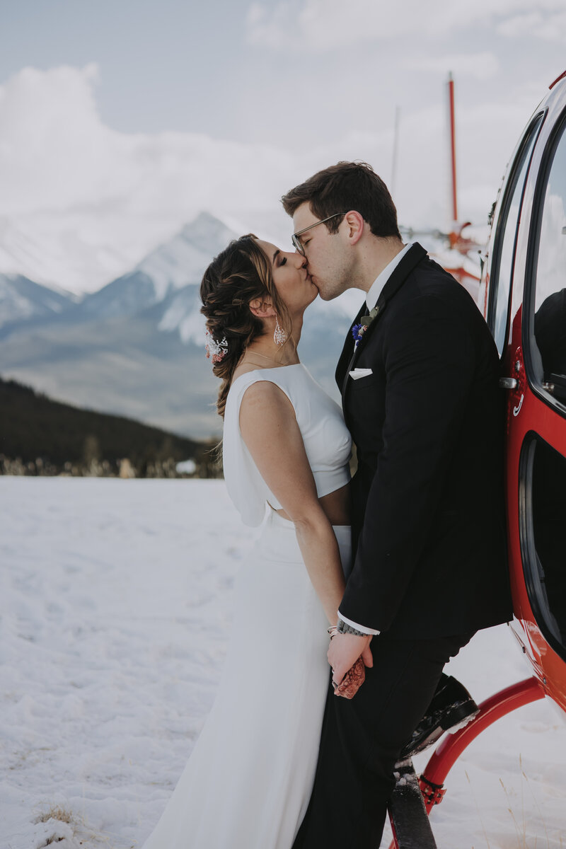 Canmore Heli Wedding - Canamore Wedding Planner