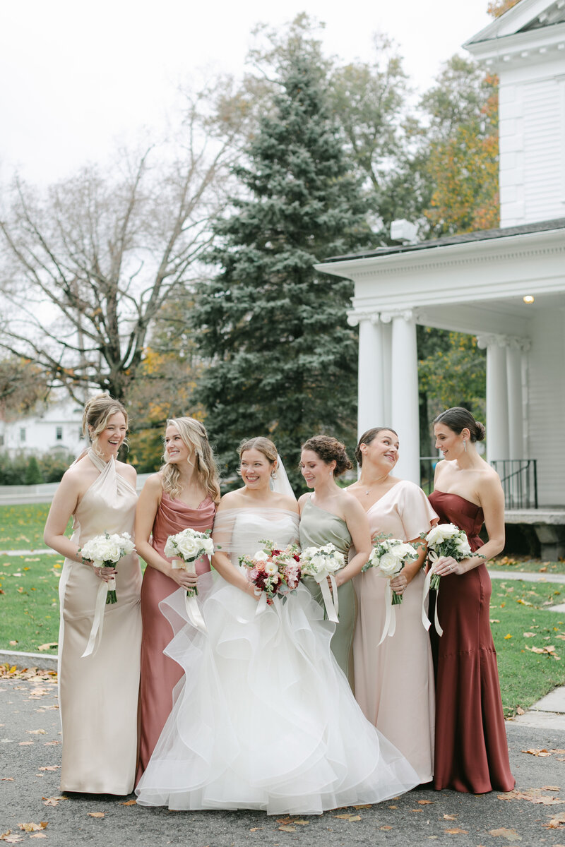 fall-bridesmaids-group-photo