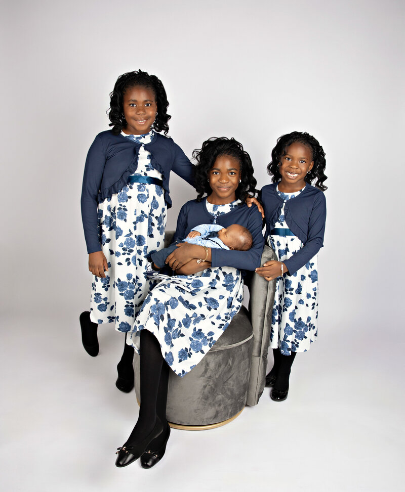 newbornbabyboynewfamilynewbabybestphotographertudiofamilybirthdaynewbornboyamilynewborngirlfirstbirthdayportraiturephotographystudioportraitsnewborngirlboyfamilyEvaMaganaPhotographychildphotographer (39 of 43)