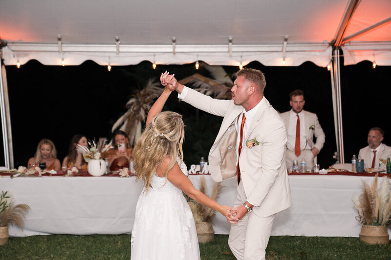 first-dance-bride-fall-wedding-1
