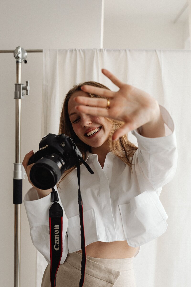 kaboompics_branding-for-photographers-business-photoshoots-and-professional-images-for-entrepreneurs-and-small-business-owners-33370-min