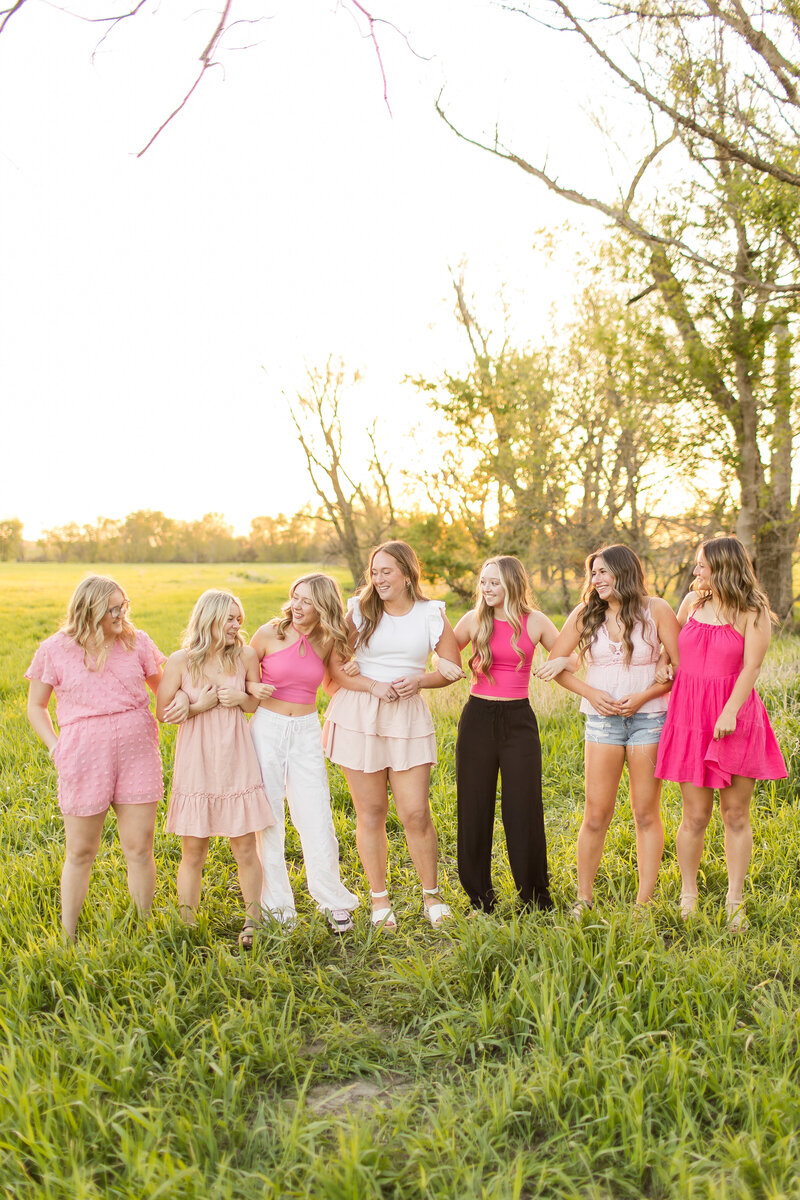 2025LWPSpokesmodelSpring-3738