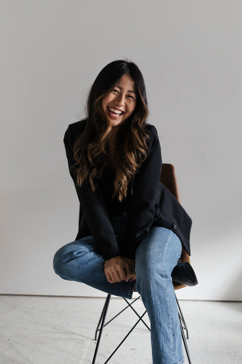 Vermont Wedding Photographer | Sincerely Liz Photography Documentary Wedding, Engagement, Elopement, Maternity and Newborn Photographer in New England | Photo of Liz Bashaw smiling at the camera