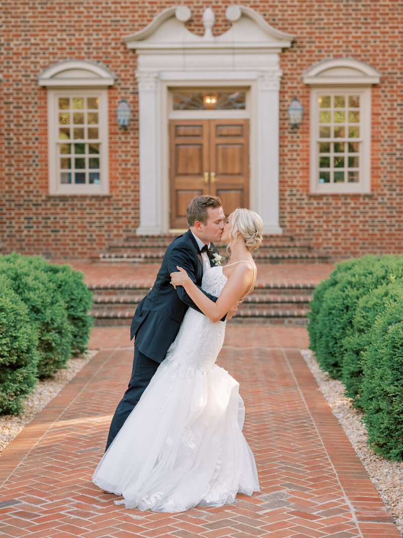 estate at river run richmond  wedding fine art photographer olivia and kalebDNTP5761-fine art    luxury wedding photographer david tiffany sigmon1-1000 sec at f - 2.8GFX 50SGF80mmF1.7 R WRISO 800Pattern