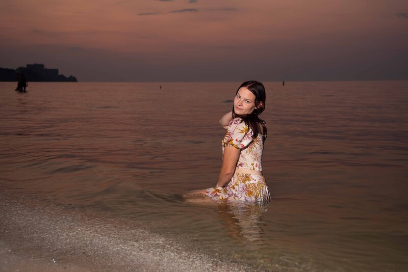SeniorPhotosMedinaPositivelyPortraitsEdgewaterBeachCleveland-16