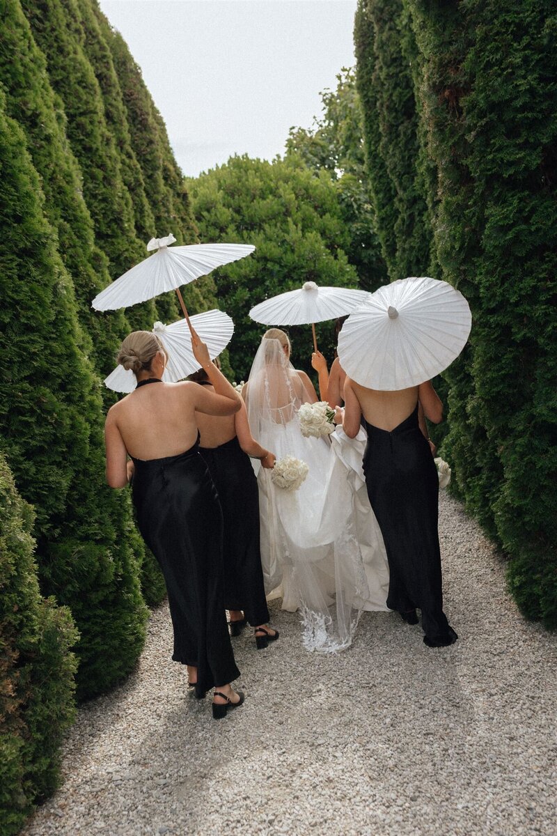 winehouse bridesmaids portraits luxury 