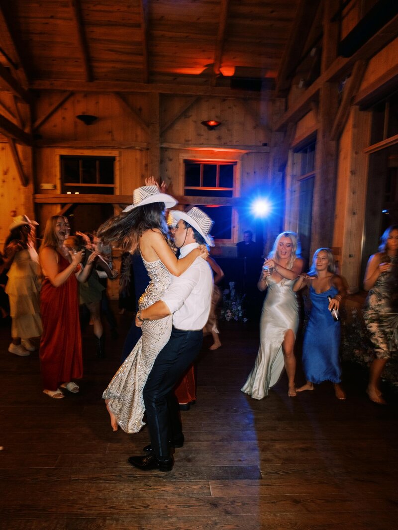 07-20-2024---Cam-and-Luke---Previews-71