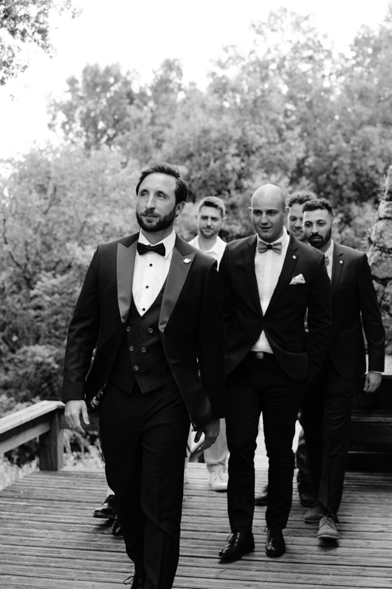 French wedding photographer Domaine de Sarson Grignan-018