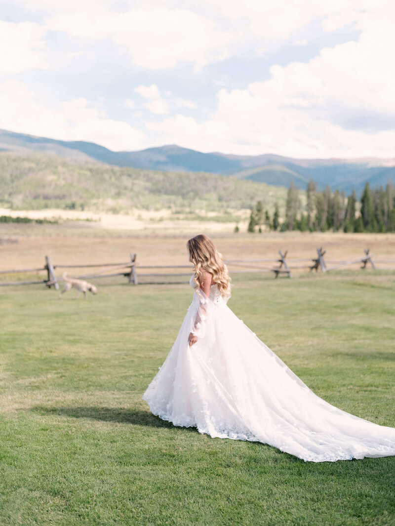 Devils-Thumb-Ranch-Wedding-Photographer-0022