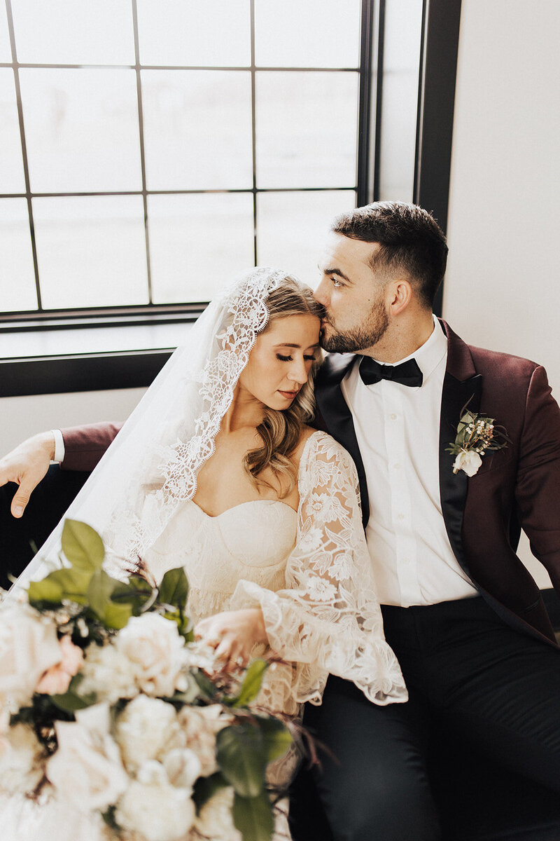 groom-tux-and-suit-rental-in-ct