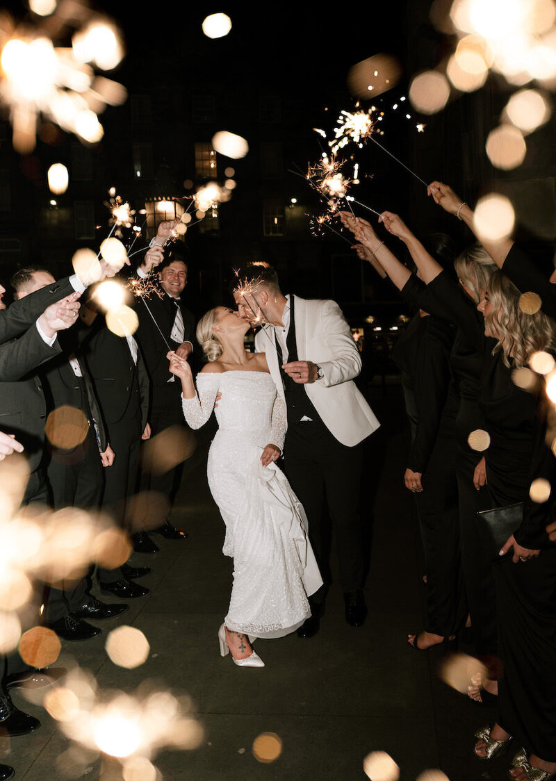 Nicola-Campbell-Editorial-Wedding-Photographer-Scotland-Signet-Library-Caitlin&Darren-7