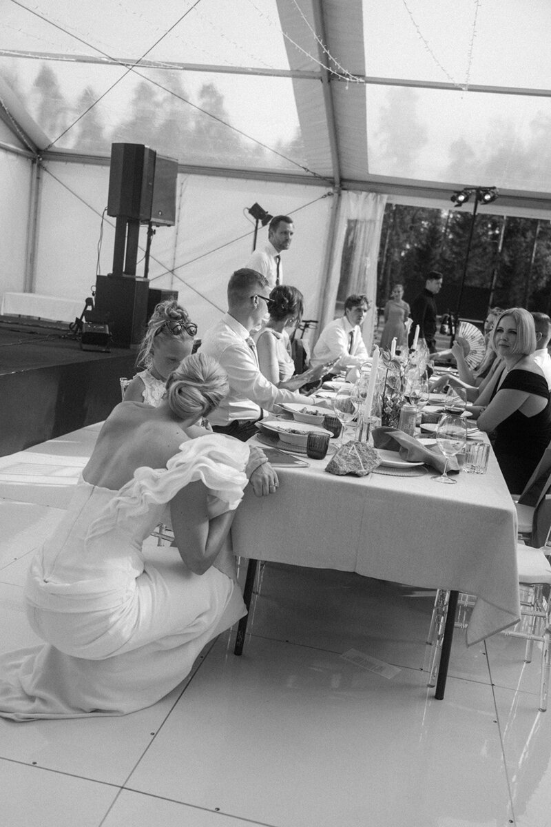 98valmis-503_websize