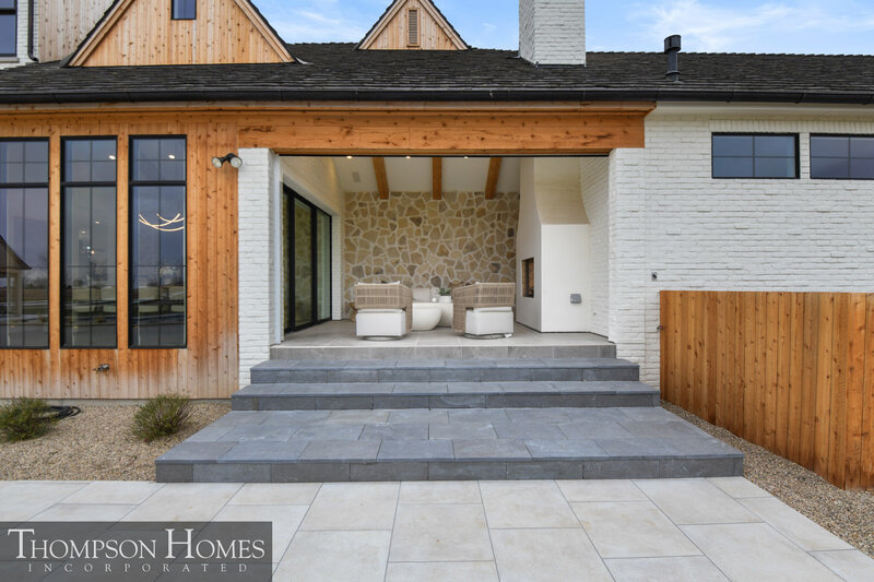 Thompson-Homes-Chateau-Moderne-Meridian-Custom-Home-Builder-28