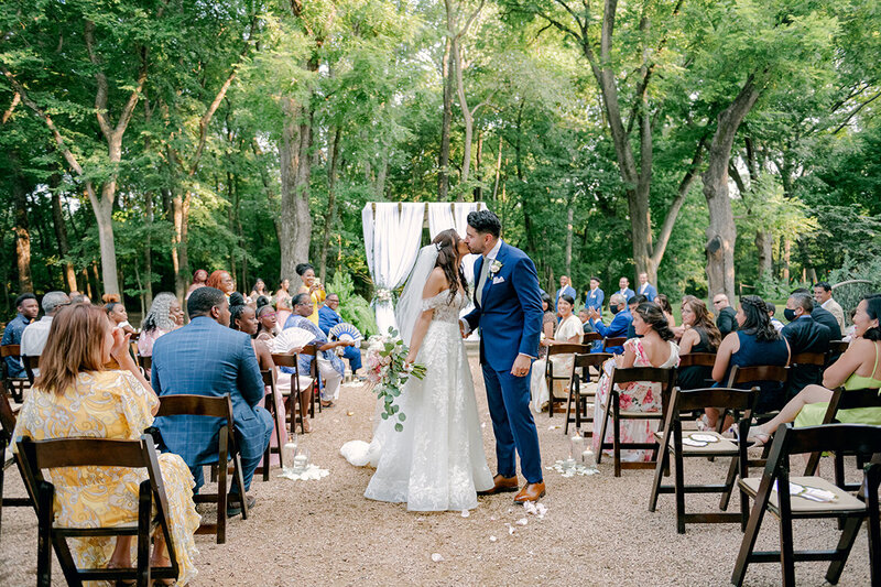 dallas-wedding-brides-of-north-texas-blissful-planning-weddings-hidden-waters-wedding-venue-wedding-photographer-white-orchid-photography-4920