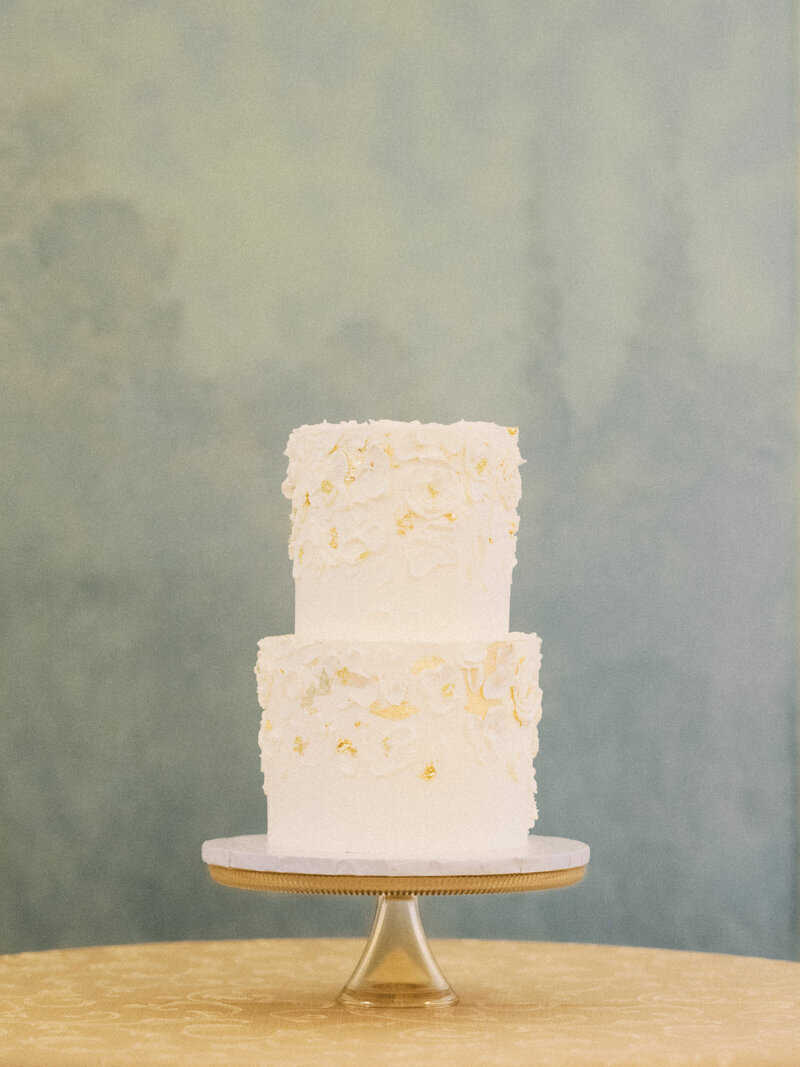 calgary_wedding_photographers_nicole_sarah_palliser_fairmont.jpeg-40