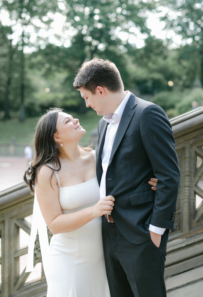 chic-central-park-engagement-session