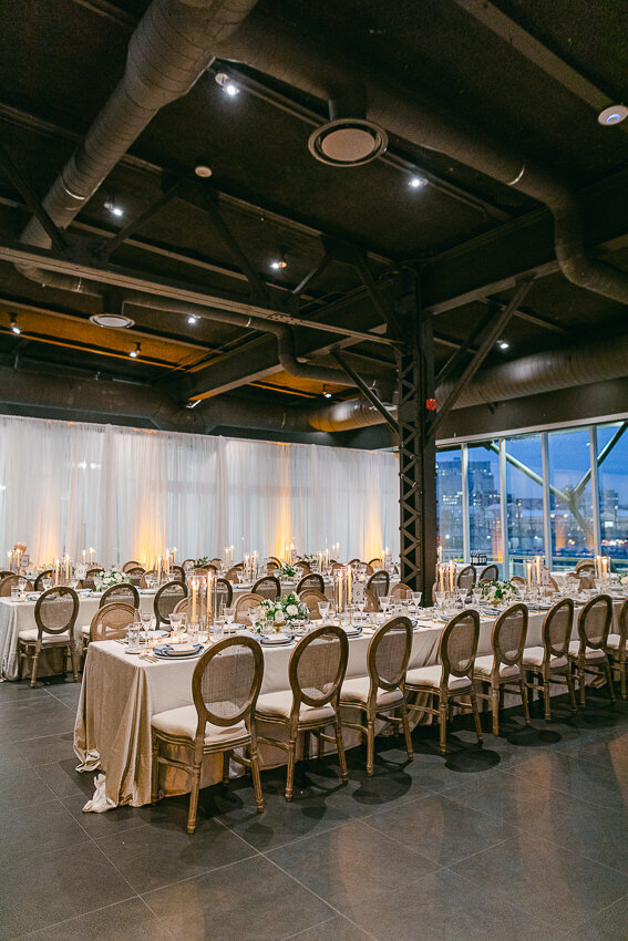 The beautiful wedding venue Le Belvédère, located in the heart of Old Montreal. Top Montreal Wedding Venue.