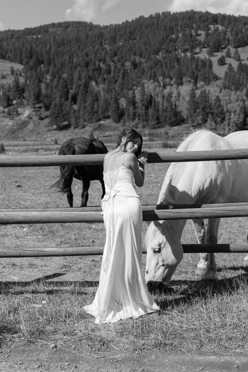 320 guest ranch wedding photos Big Sky Montana