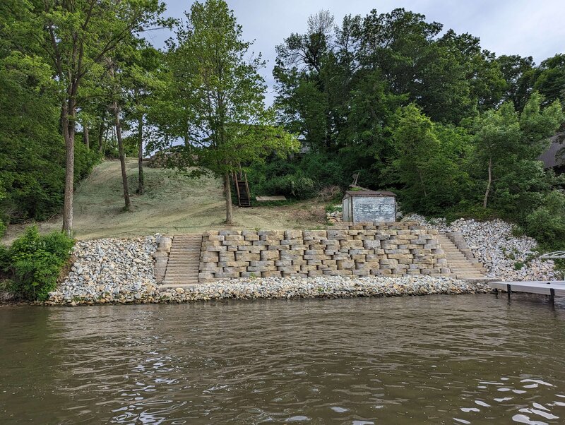 Cedar-Rapids-Iowa-landscaping-lawn-care-treatments-_20230528_224423556