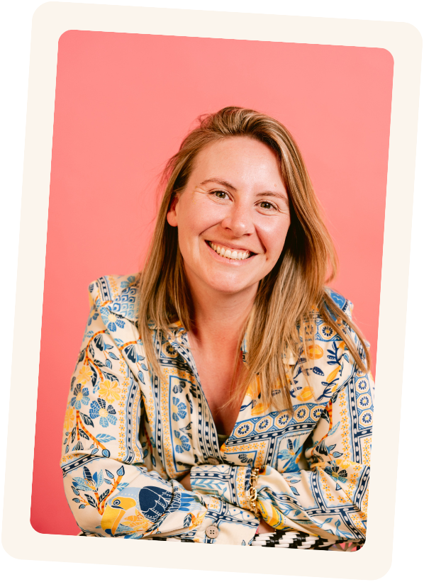 Jenna Harding profile image and feature article highlighting her social media expertise