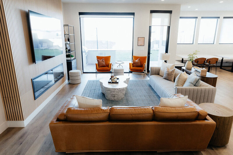 Beezah_FrankiesPlace_ALL-209