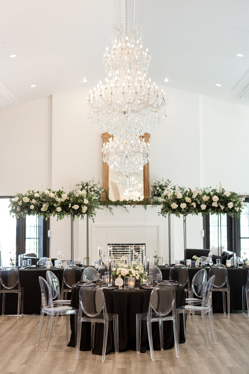 Playful wedding design at LedgeCrest