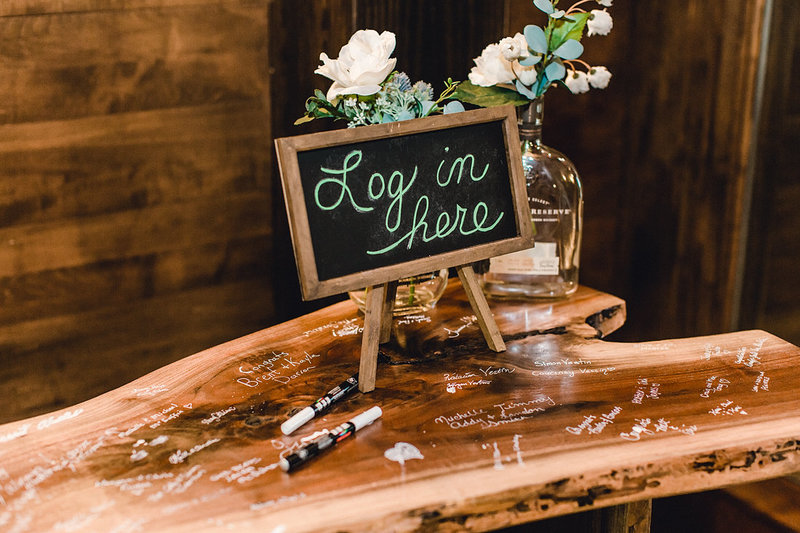 Wedding-Inspiration-Guest-Book-Table-Reception-Detail-Photo-by-Uniquely-His-Photography01