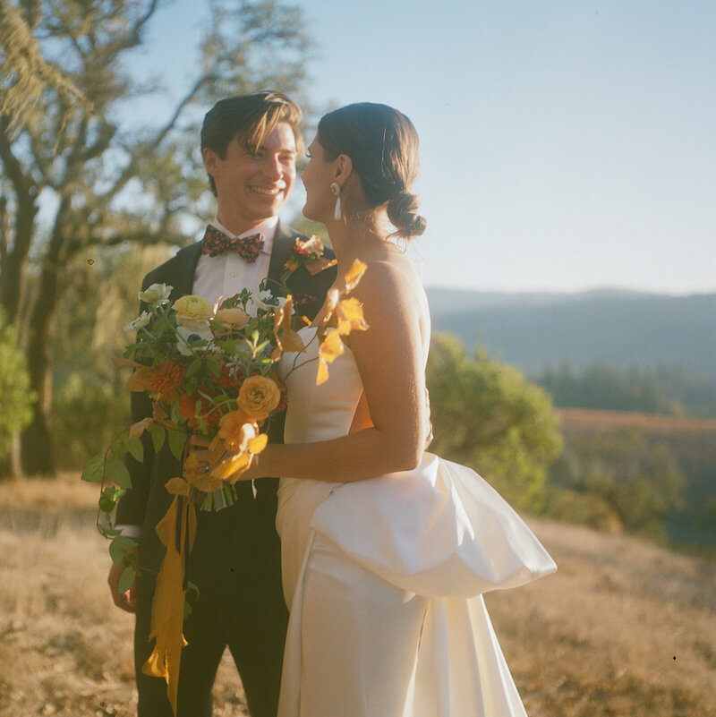 napa-wedding-photographers-dejaureguis-erin-courtney-0114