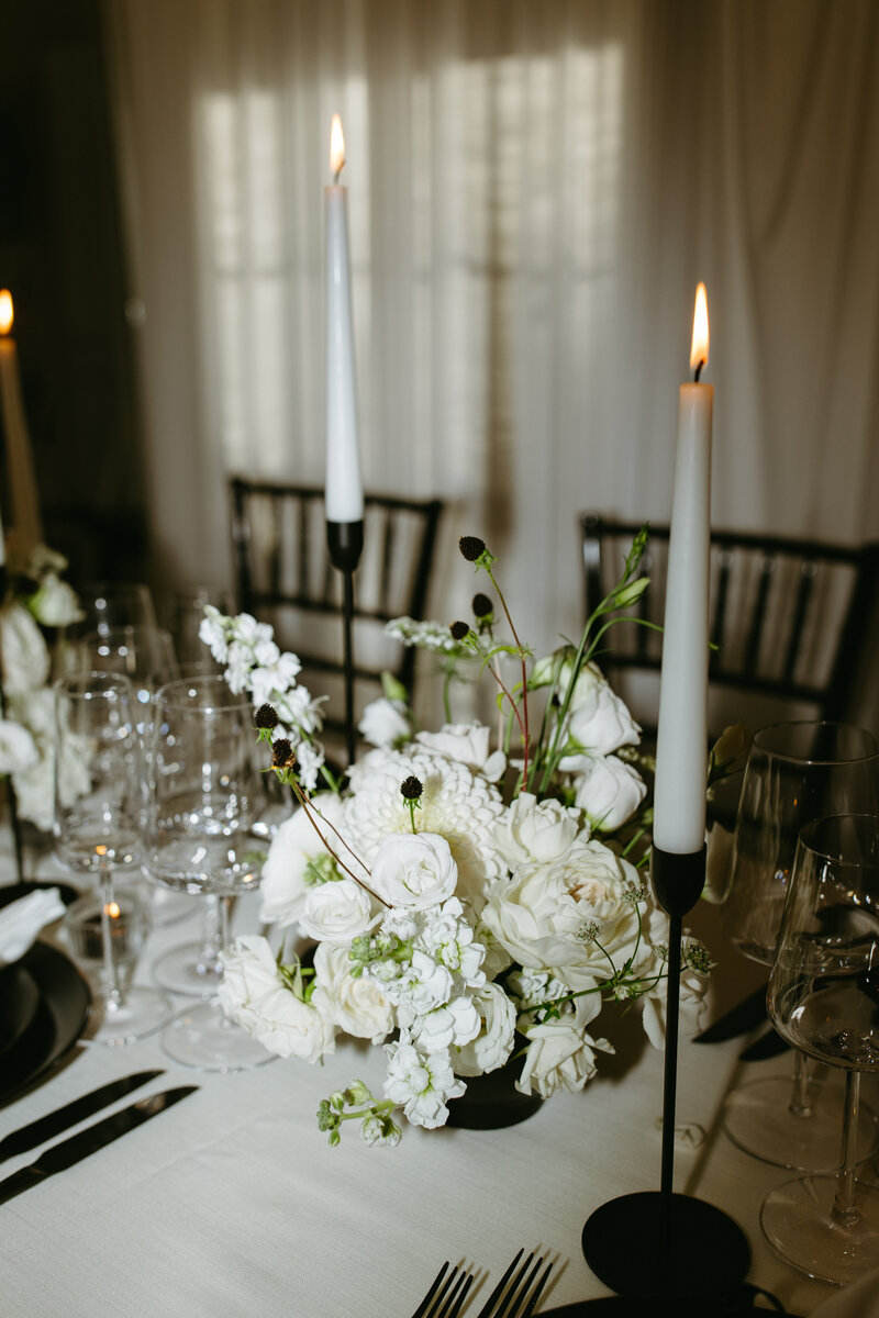 Sibley Events and Design - Black and White Tablescape - Flash