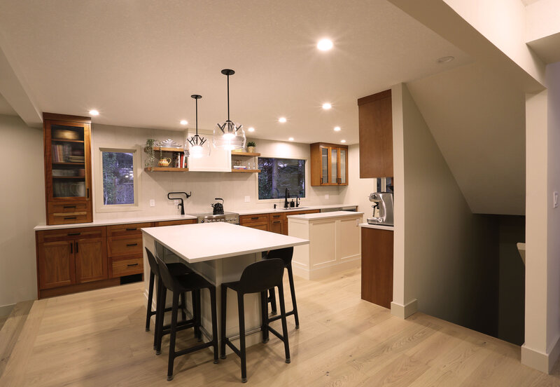 2422 Bay View Place SW 006