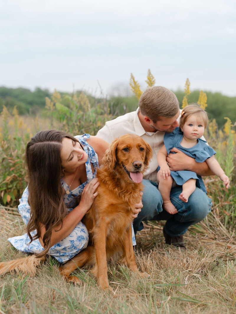 Classic-TruetoColor-Happy-SummerFamilyPictures-Bloomington-EdenPairie-Minnesota5