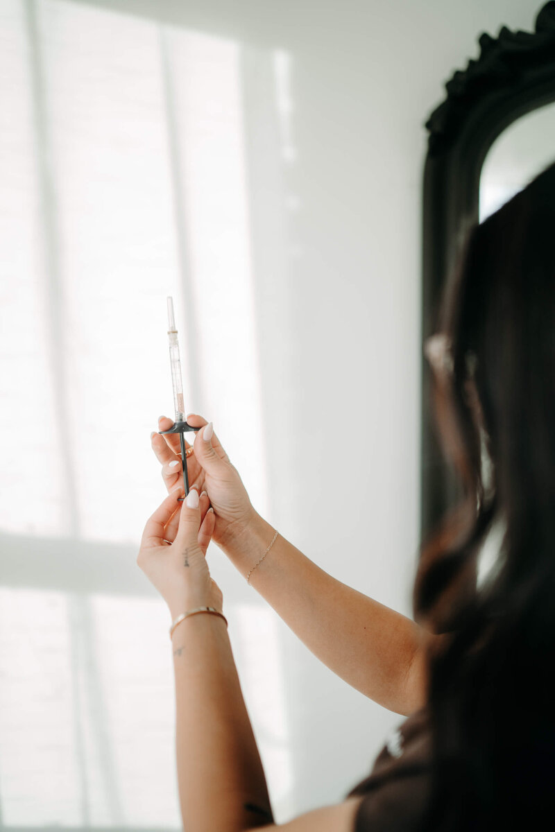 Nurse Injector with Syringe