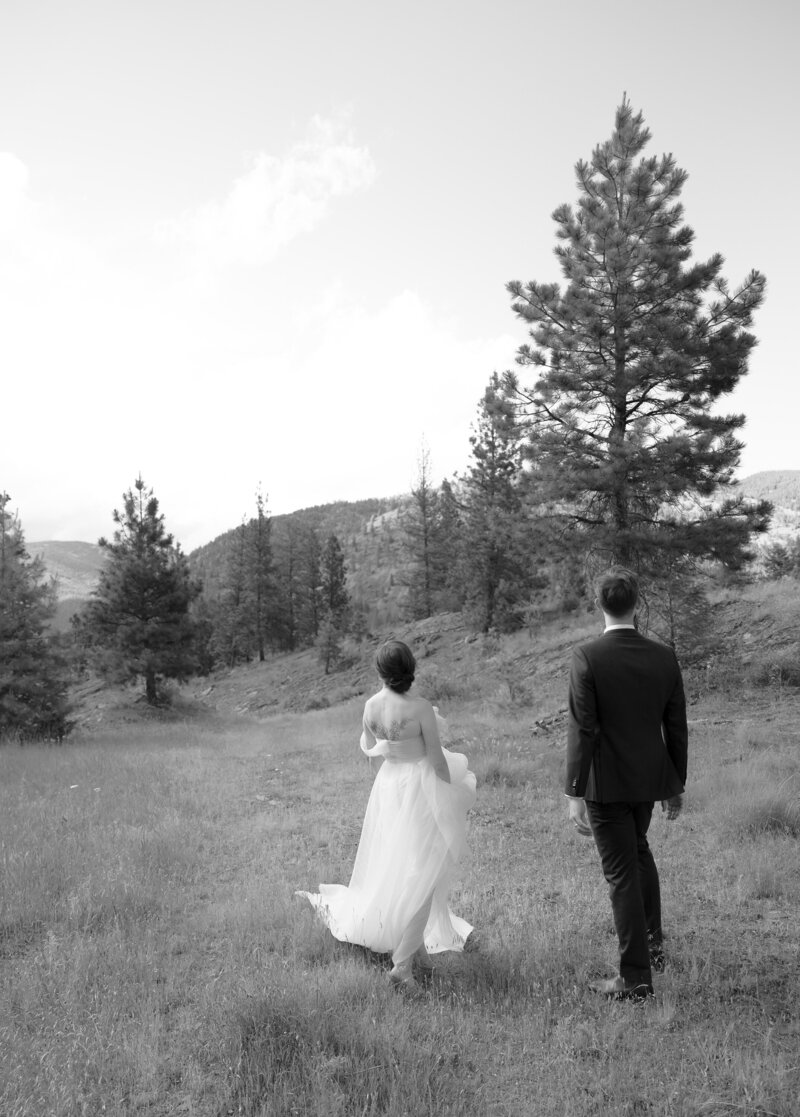 White-Raven-Wedding-Photos-Missoula-2863