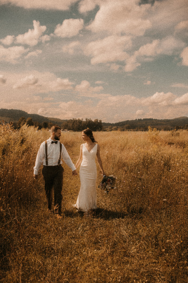 Summer wedding photo