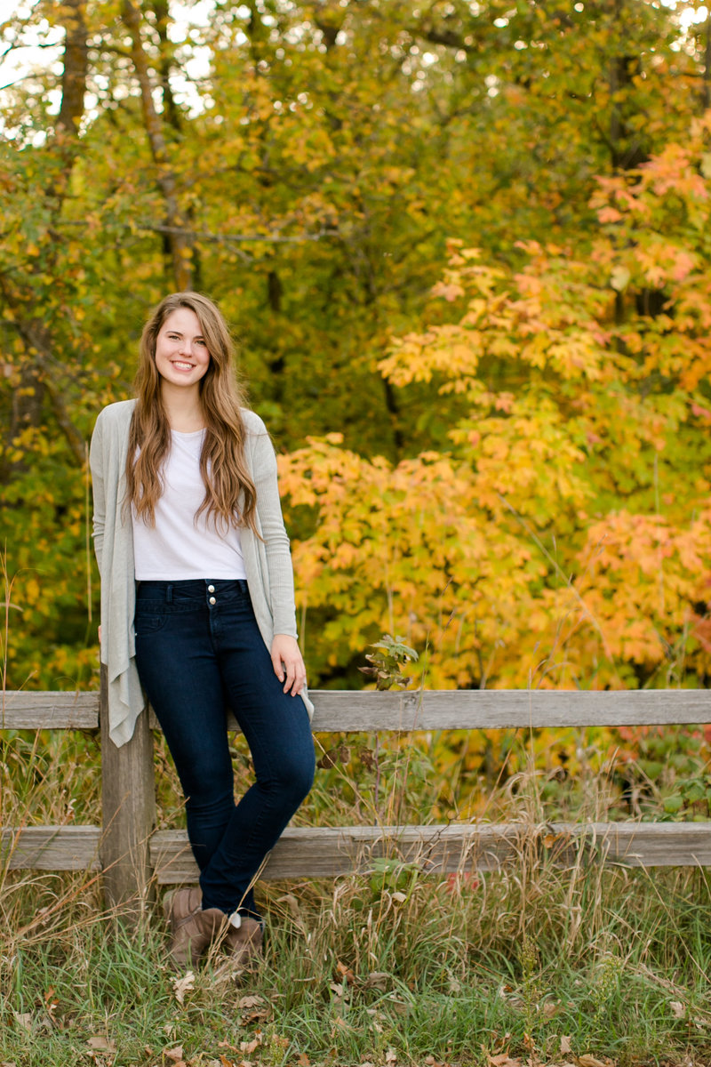 Ellee-Ellee T Fall Senior Session-0031