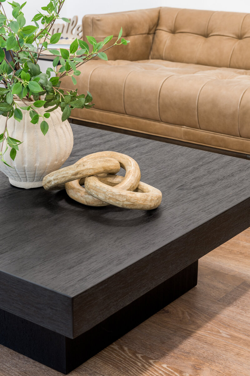 Accent details in waiting area_Scarbro Design