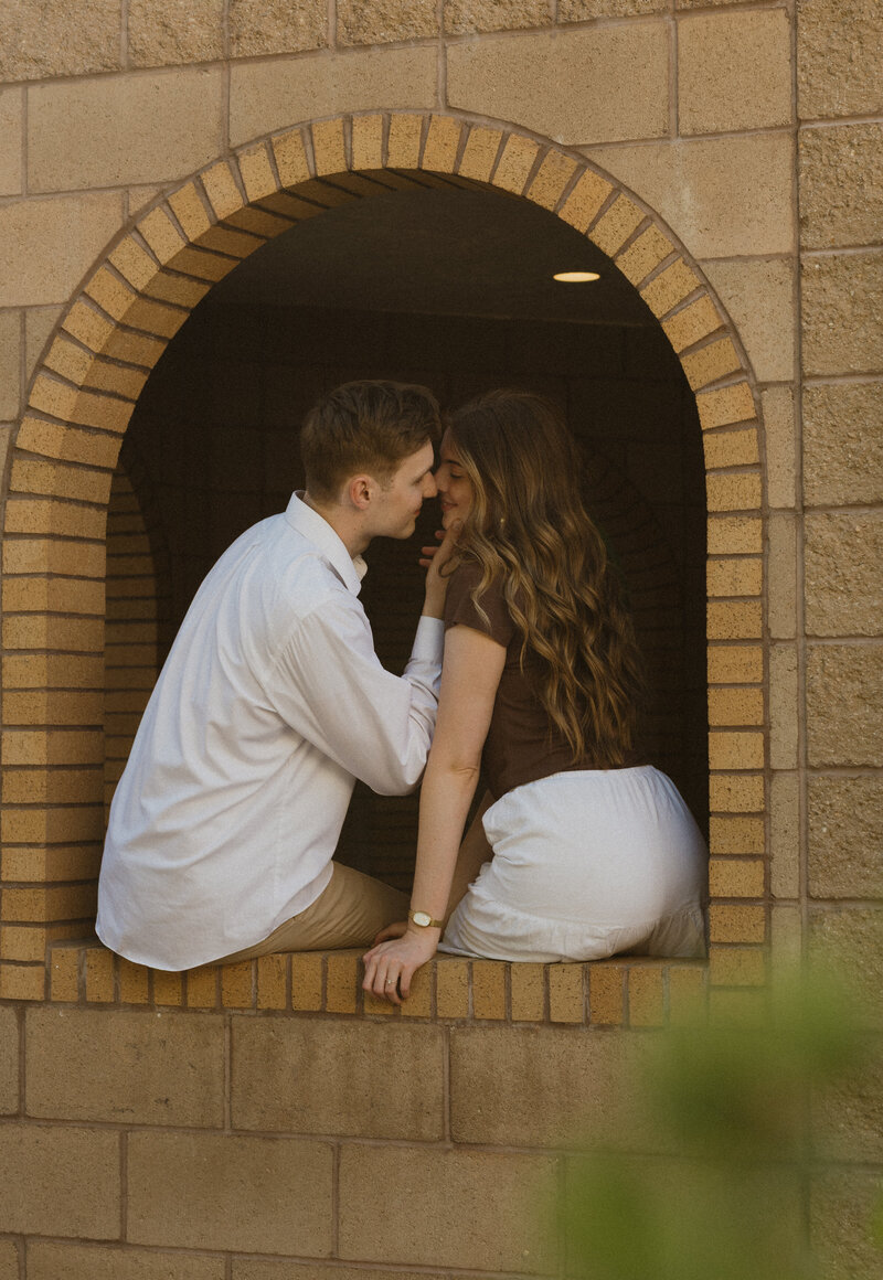 cinematic-summertime-couples-shoot-wildflowers-judith-photo-co-354