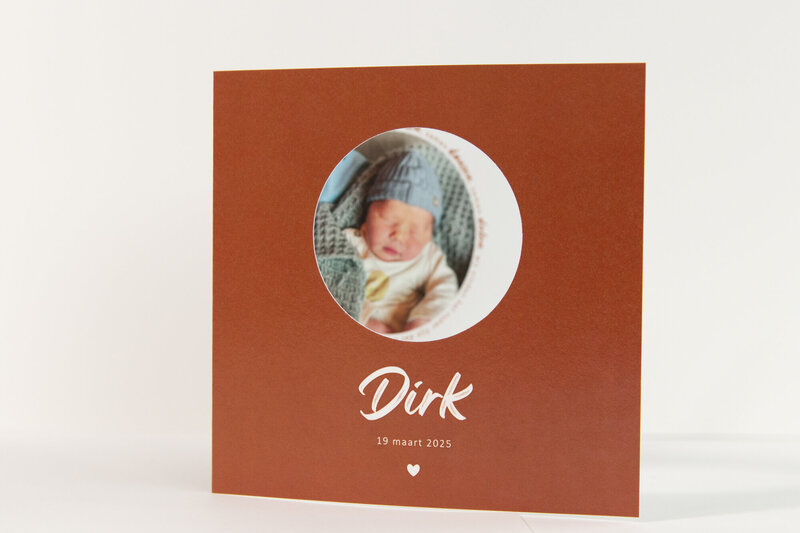Geboortekaartje-met-doorkijkje-roestbruin-Dirk-2