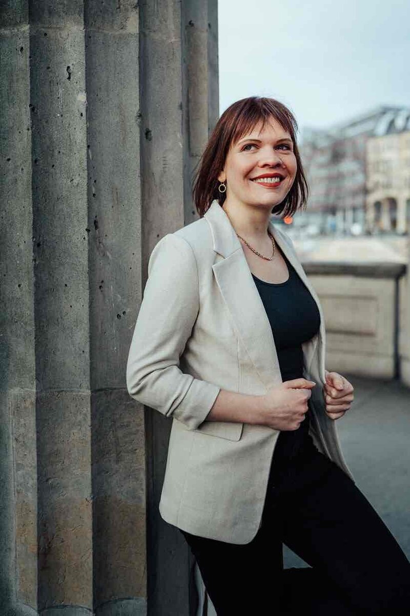 Portraitfoto von Katharina Reichardt, Boudoirfotografin Berlin