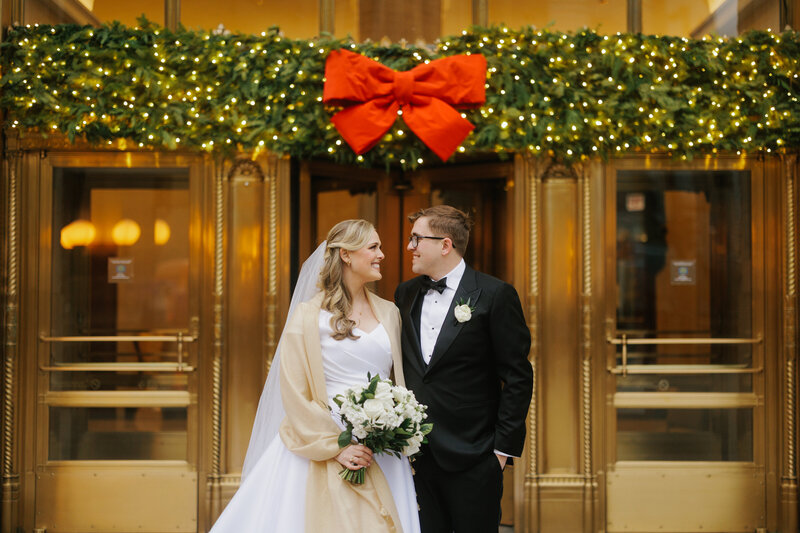 11-Intercontinental-Chicago-Wedding-wrigley-building-christmas