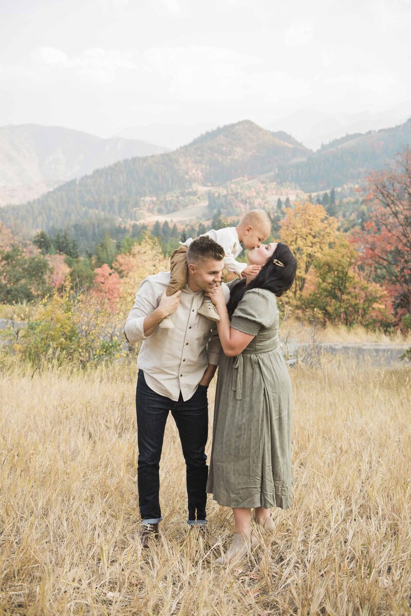 Family photography by Utah native Brooke Bakken