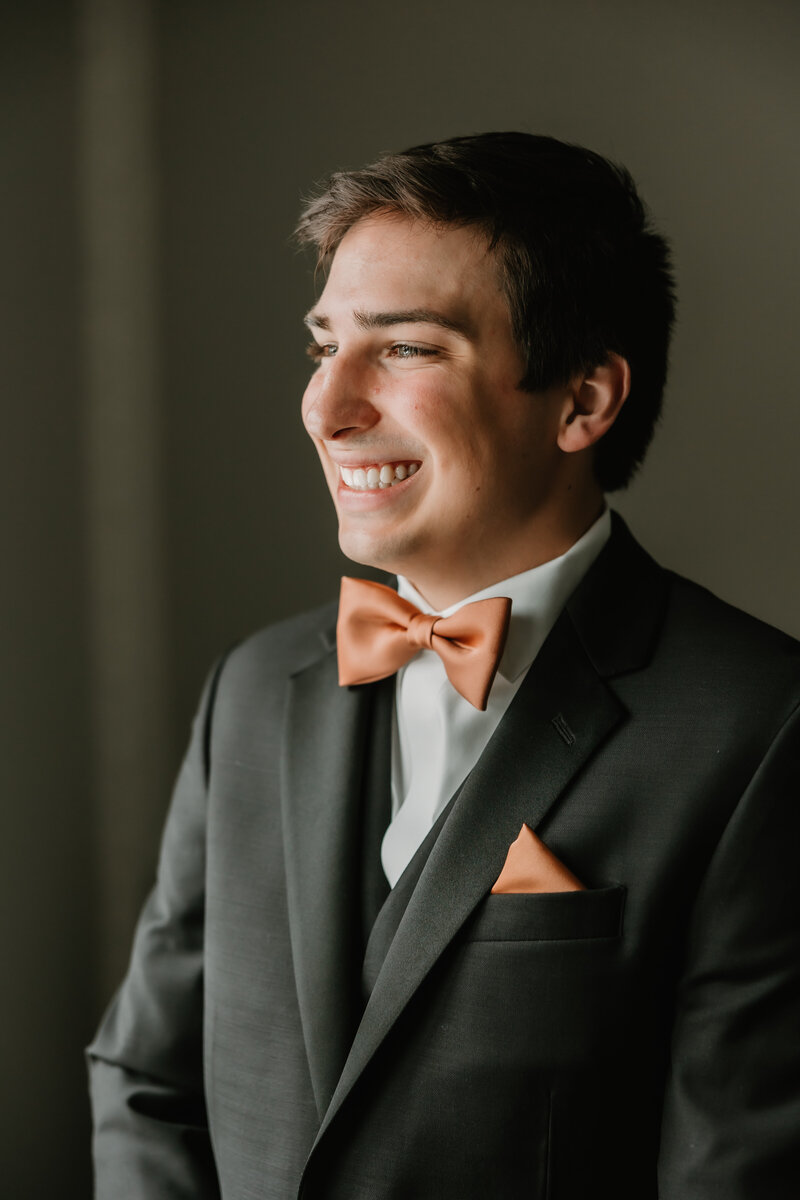 6-Katie & Phillip - Detroit Wedding Photographer - Mariah Kasten Photo