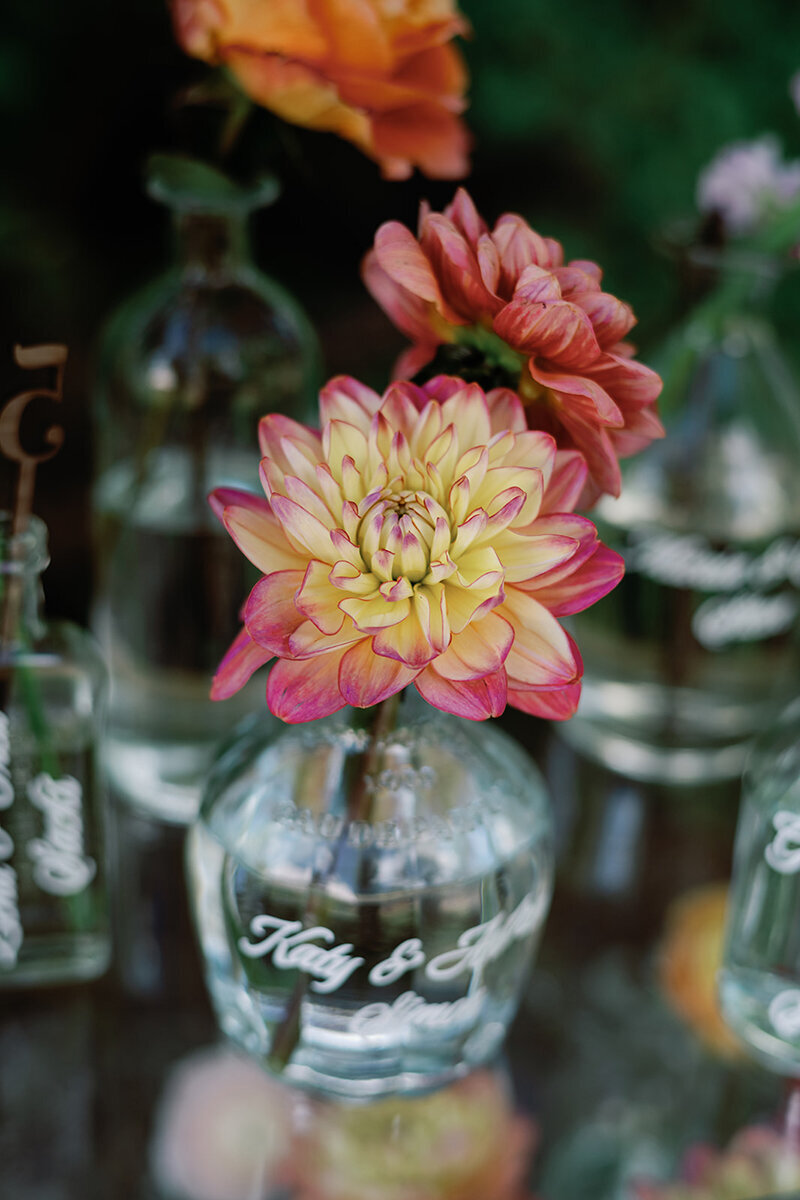 Bud Vase Flower Escort card display