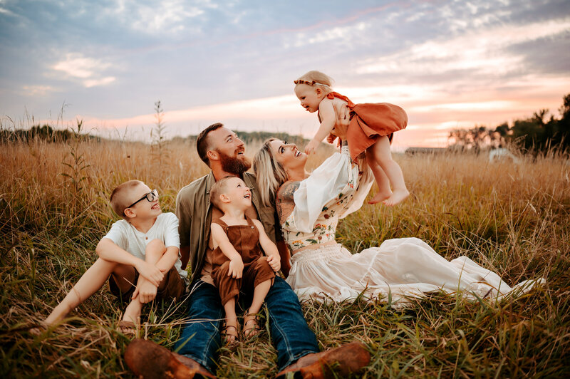 Stunning outdoor photo session with a family of four.