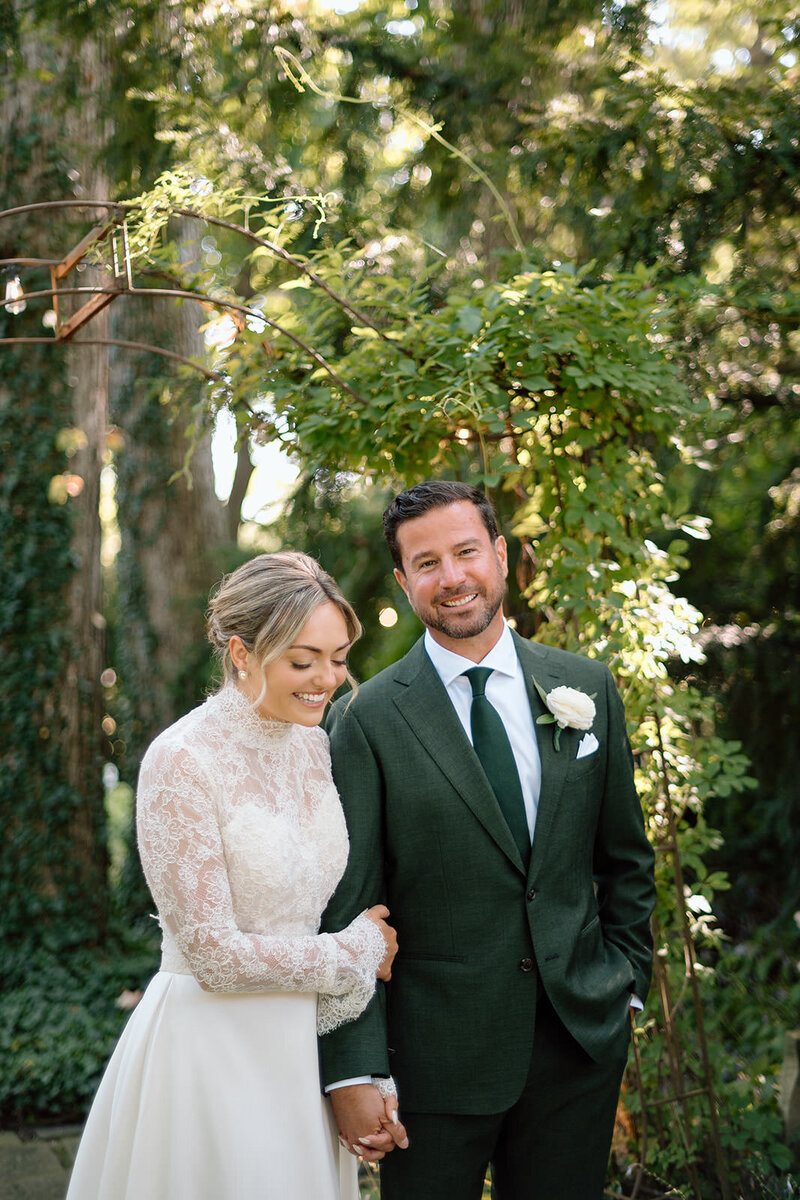 lake-forest-chicago-suburbs-chicagoland-backyard-wedding-elegant-editorial-melissa-ferrara-photography01022