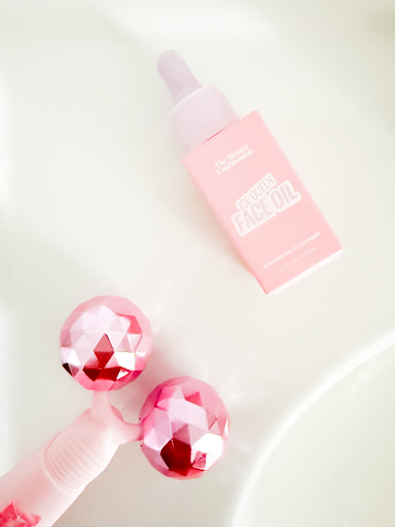 TT-SUITE Shop The Ice Queen Face Oil