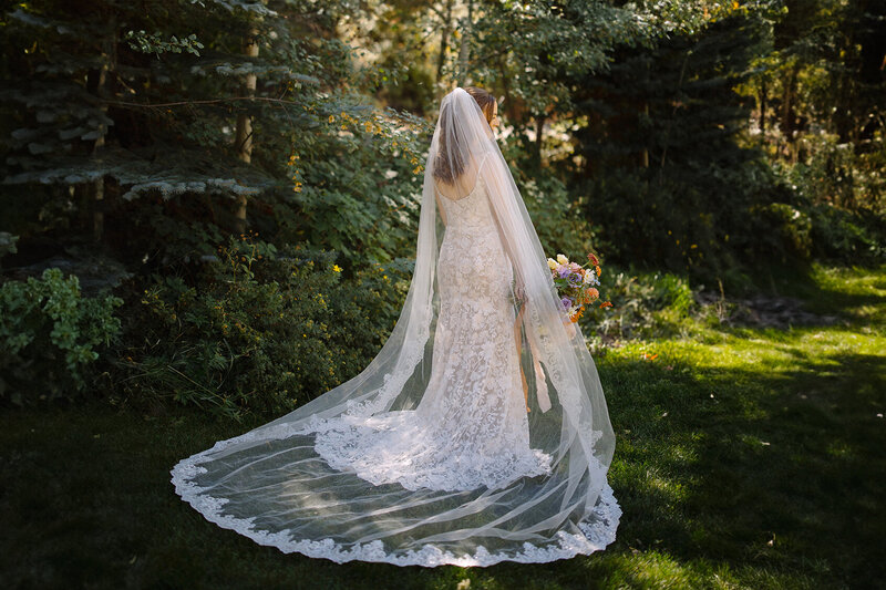 Estes Park Wedding Photographer Denver Wedding Venue Planner Della Terra Mountain Top Fall Colorful Wedding Liz Osban Photography Black Canyon Inn Wyoming Wedding Photographer Elopement Engagement 122
