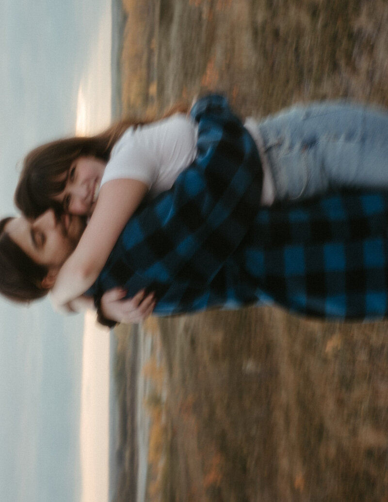 Couples_Session_Saskatoon_Cranberry_Flats_KaylaCassidyPhotography-26