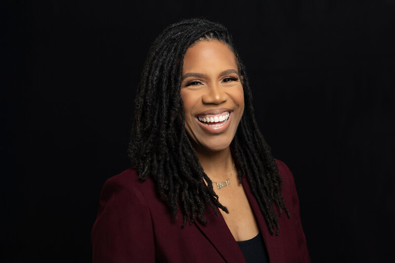 preofessional headshots LeoSage Images Detroit Charlotte