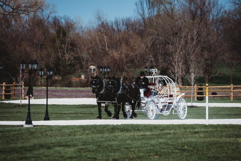 The English Barn | Kansas City Wedding & Event Venue